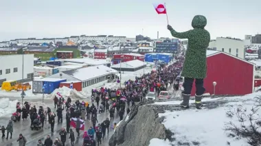 Groenlandia desafió a Trump con protestas frente al nuevo consulado de Nuuk