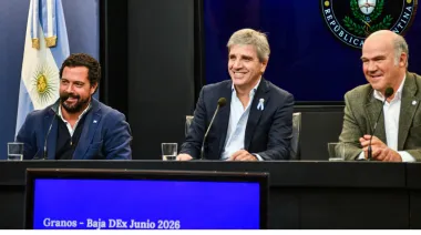 Caputo detalló cómo será el nuevo esquema de retenciones para trigo, soja y maíz
