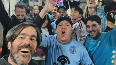 Belgrano campeón: la foto del festejo de un diputado nacional desde CABA