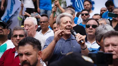 UOM: Abel Furlán lanzó una convocatoria que desafía a la intervención