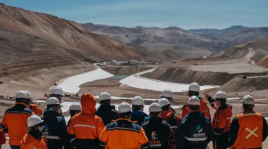 Perú duda sobre su minería y Argentina gana espacio con el RIGI