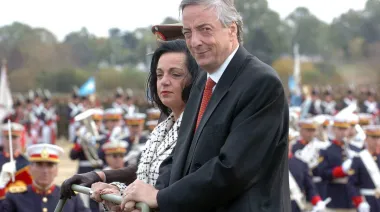 Néstor Kirchner, militares y gritos: qué pasó el 29 de mayo de 2006