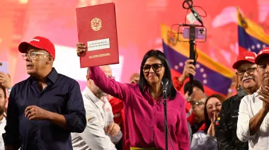 Donald Trump baja la presión sobre Venezuela y abre otra pelea petrolera