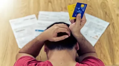 La mora ya afecta a más de 6 millones de argentinos según informe del BAPRO