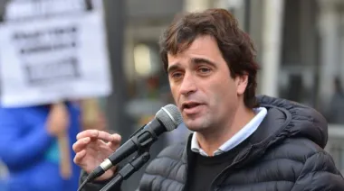 Gabriel Solano alerta por un récord de endeudamiento que golpea a las familias argentinas