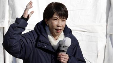 Sanae Takaichi desafía el Artículo 9 y reabre el debate militar en Japón