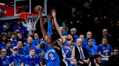 San Antonio venció a Oklahoma con Wembanyama en modo extraterrestre