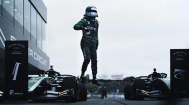 Épica victoria de Sacha Fenestraz en la Súper Fórmula Japonesa