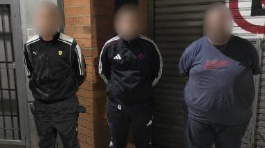 Un llamado al 911 destapó una banda que usaba taxis para cometer robos en Villa Devoto