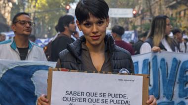 Juventud Trabaj.AR marchó en Plaza de Mayo con un reclamo por salario y vivienda