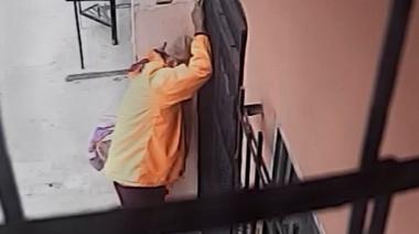 Amenazó a sus padres con un cuchillo y quiso robarles: quedó preso