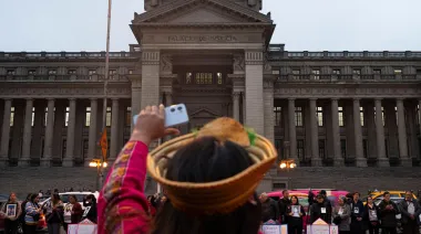 Perú convierte la amnistía en ley y abre un choque regional