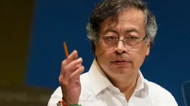 Gustavo Petro acelera en Perú, pero Argentina mide inversión y costo fiscal