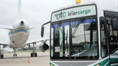 Caputo redefine la venta de Intercargo: qué cambia para el servicio en aeropuertos