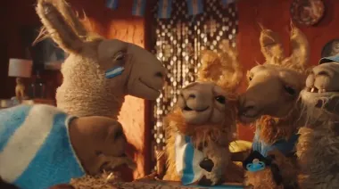 Adorni y Chiqui Tapia, víctimas de La Llama que Llama: los dos spots