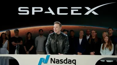 SpaceX evitó el fantasma de Facebook y superó la mayor prueba de Wall Street