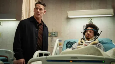 La nueva apuesta de Netflix: humor absurdo y una amistad que vuelve del pasado