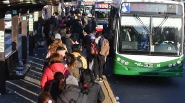 La UTA amenaza con frenar colectivos y el AMBA se prepara para otro caos