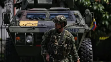 Iván Cepeda y Abelardo de la Espriella definen en Colombia el rumbo contra el ELN