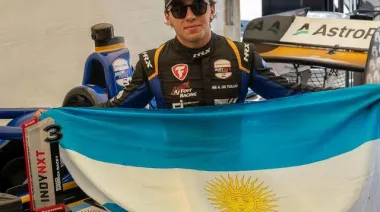 Alessandro De Tullio ganó en pista, pero una sanción le quitó el triunfo en la Indy NXT