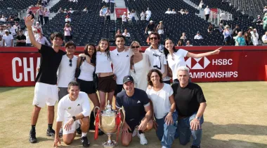 Francisco Cerúndolo: la emoción de festejar su título de Queen’s en el Día del Padre