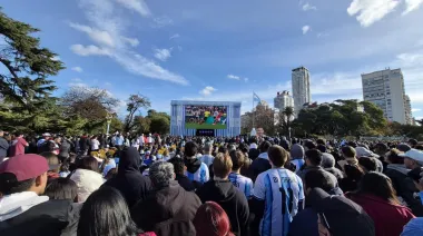 Más de 25 mil personas festejaron los goles de Messi en el Fan Fest de Buenos Aires