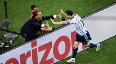 Quién es Joaquín Bruno, el periodista de TyC Sports que festejó con Messi