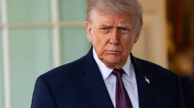 El Congreso de Estados Unidos le pone un límite histórico a Trump por la guerra con Irán
