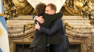 El nuevo círculo de Milei: Santilli, el PRO y el sostén que puede ser un ancla