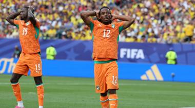 Elye Wahi, jugador de Costa de Marfil, fue detenido antes de viajar al Mundial