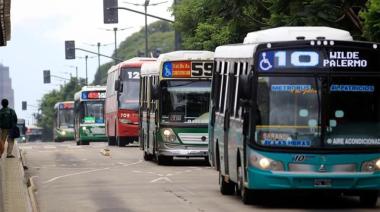 Sin acuerdo salarial, la UTA advierte por posibles paros de colectivos
