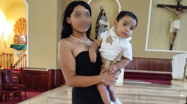 Tenía 2 años, llegó muerto al hospital y ahora investigan un posible crimen