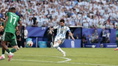 Messi igualó a Klose: hat-trick histórico y récord mundialista ante Argelia