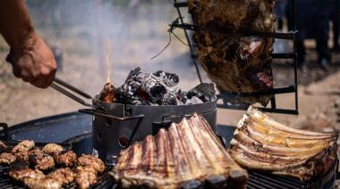 Del asado al pollo: qué pasó con los precios de la carne en las gestiones de Fernández y Milei