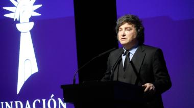 Milei cargó contra los medios, defendió su plan económico y presentó en sociedad a Ravier