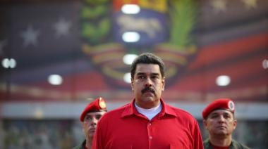 La moralización de la duda y la psicología de la identidad fracturada en Venezuela