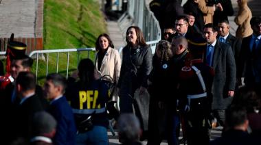 Villarruel profundizó la distancia con Milei y lanzó una dura crítica contra Adorni