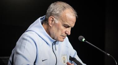 Bielsa, Ronald Araujo y el escándalo que sacude a Uruguay a días del debut