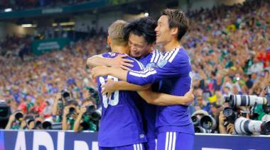 Japón hace historia: golea a Túnez en el partido 1.000 de los Mundiales