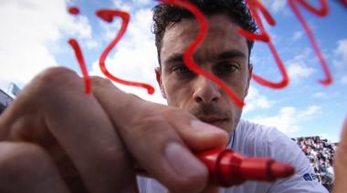 Cerúndolo arrasó en Queen’s y dedicó su triunfo a Messi con un gesto infinito