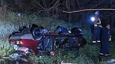Un auto cayó a un arroyo en la Ruta 9 y dejó tres muertos: solo una persona logró sobrevivir