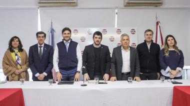 Gobernadores radicales prueban un plan para retener poder sin romper el partido
