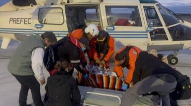 Una fractura en alta mar activó un rescate contrarreloj a 300 kilómetros de la costa