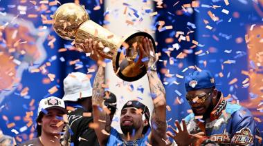Los Knicks celebran el título con una histórica caravana multitudinaria por Manhattan