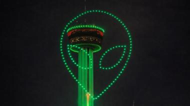 El show de Nike para Wembanyama: un ovni iluminó San Antonio antes de las Finales