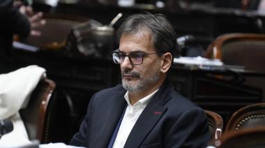 Sebastián Galmarini destrozó al PRO y a la UCR por bancar a Adorni: "Sellos de goma"