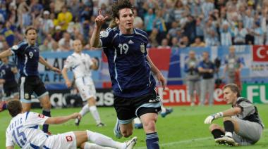 El día que Argentina le ganó 6-0 a Serbia y Messi metió su primer gol mundialista