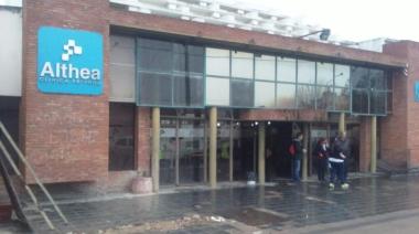 Investigan la muerte de un paciente en La Plata y denuncian la desaparición de su historia clínica