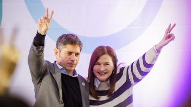 Las 3 banderas del Indio Solari que emocionaron a Kicillof: "Día tristísimo"