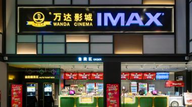 Imax lanzará experiencias audiovisuales inmersivas para autos que se manejan solos